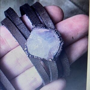 AmyKae Atelier Rose Quartz Brwn Leather Wrap Bracelet/Choker & Raw Selenite wrap